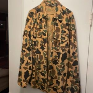 Camo xl vintage woolrich chamomile button down